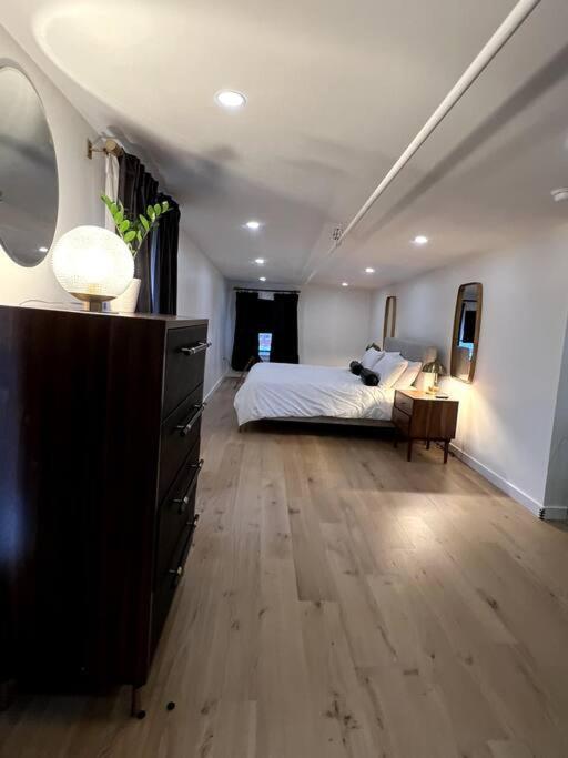 בנגור King Bed, The Phenix Historic Hotel, Spacious, Room # 406 מראה חיצוני תמונה